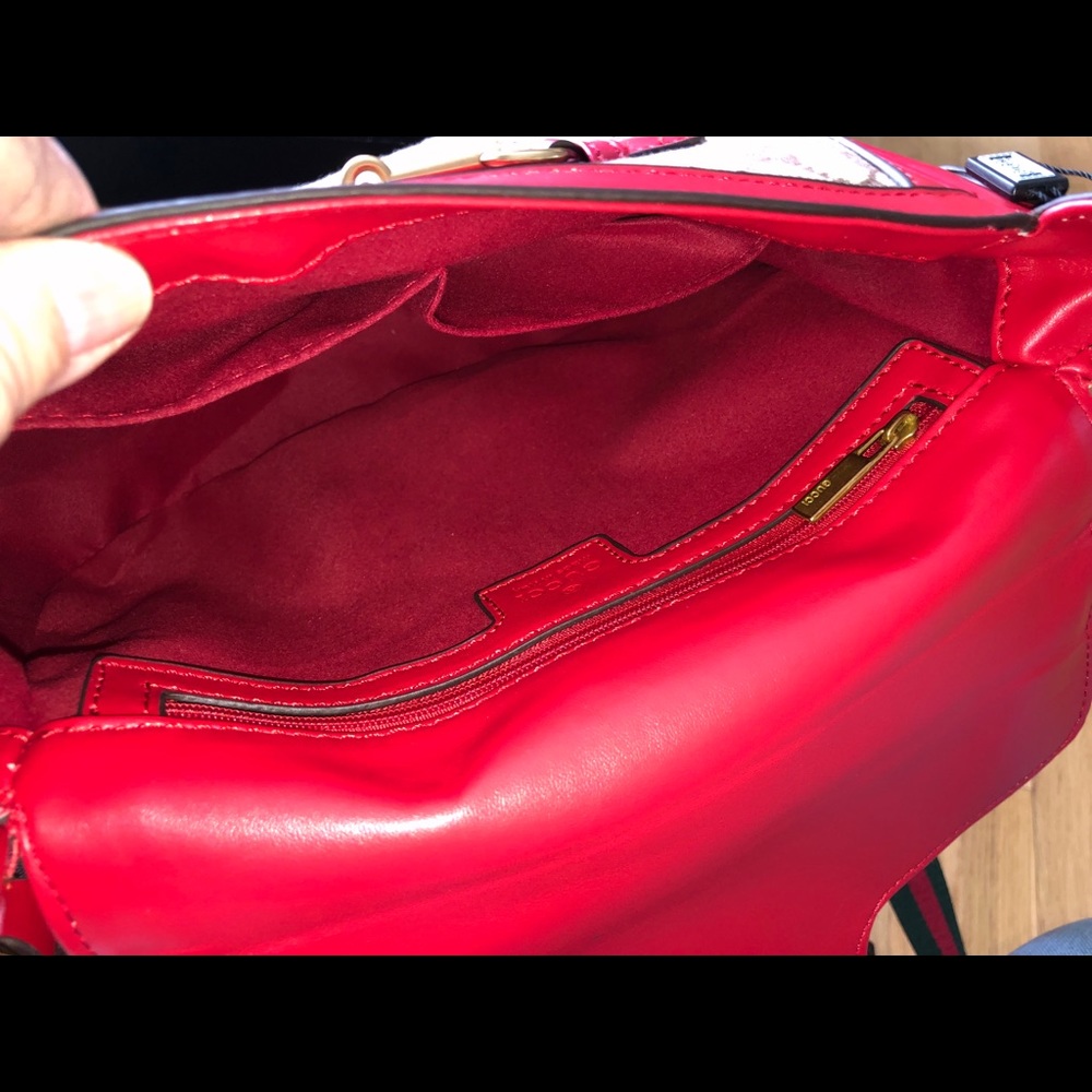 New  Gucci bag - Picture 5 of 6